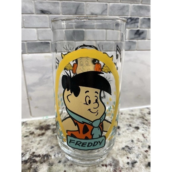 1986 HANNA-BARBERA PIZZA HUT FLINSTONE KIDS FREDDY DRINKING GLASS - Picture 1 of 4